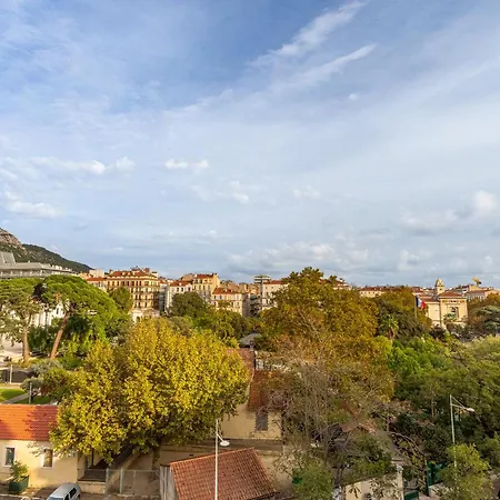 Toulon * Toulon